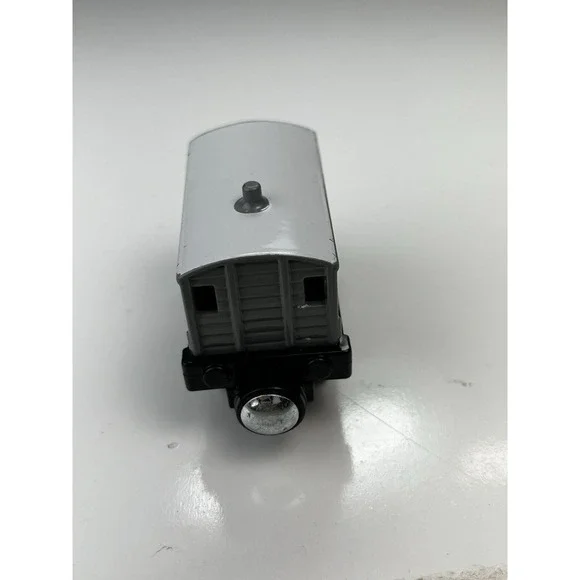 Thomas & Friends Take n Play TOAD Brakevan Diecast Train 2013 - Picture 3 of 6